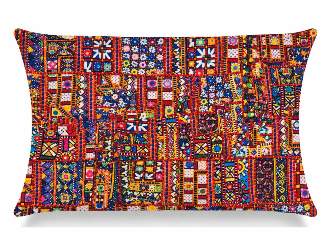 Etnik Nakış Desenli Kırlent Yastık 50x30