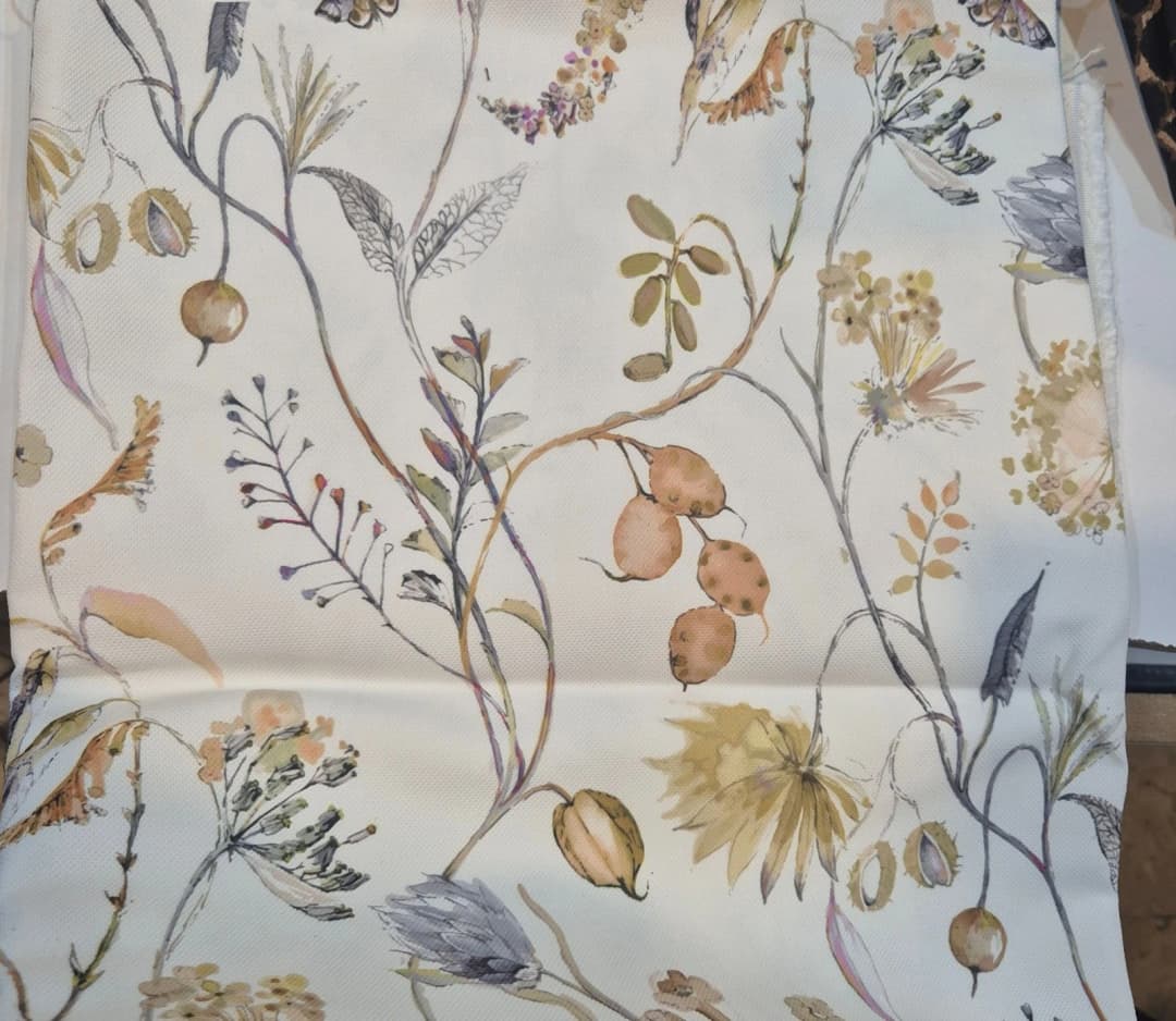 Botanik Kır Çiçekleri Desenli Kırlent Yastık 50x30