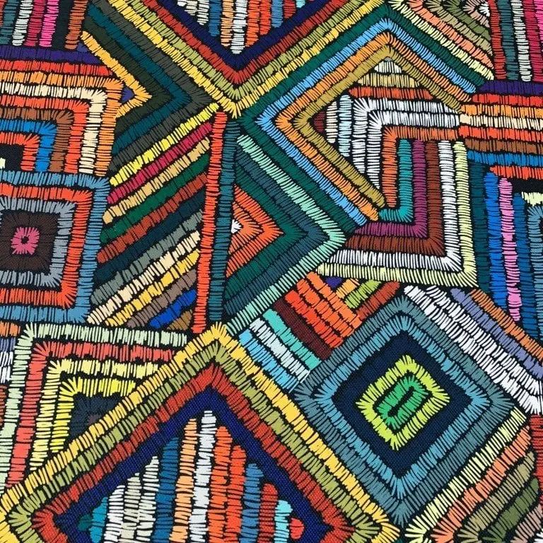 Renkli Dikişler Desenli Kırlent Yastık 50x30
